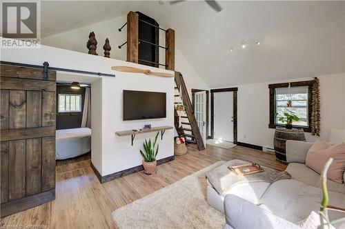 1339 Morrison Road, Cambridge, ON - Indoor Photo Showing Living Room