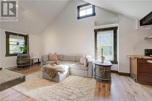 1339 Morrison Road, Cambridge, ON - Indoor Photo Showing Living Room