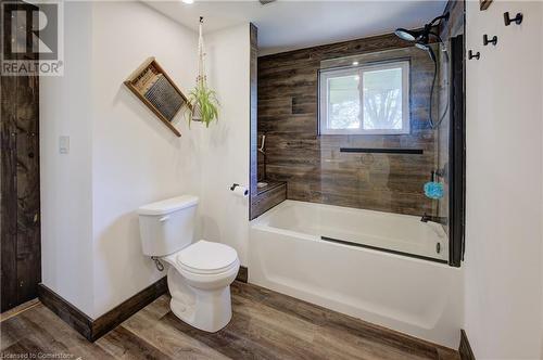 1339 Morrison Road, Cambridge, ON - Indoor Photo Showing Bathroom