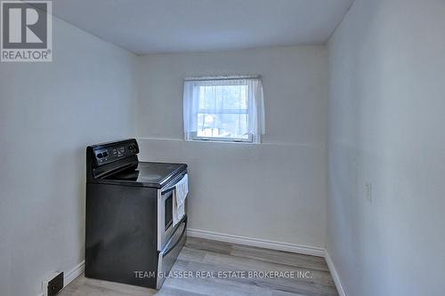 178 Wellington Street, London, ON - Indoor Photo Showing Laundry Room