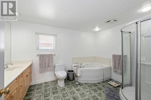 145 Bournemouth Drive, London, ON - Indoor Photo Showing Bathroom