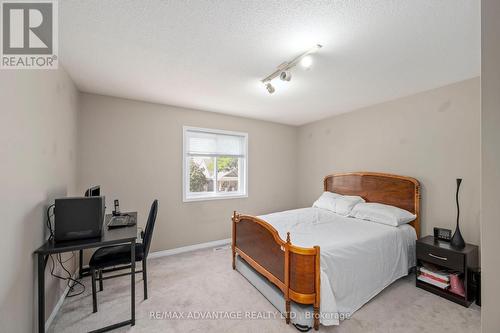 145 Bournemouth Drive, London, ON - Indoor Photo Showing Bedroom