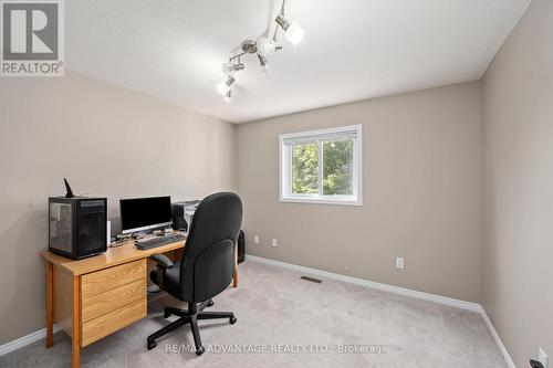 145 Bournemouth Drive, London, ON - Indoor Photo Showing Office