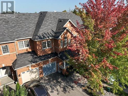 100 Gosnel Circle, Bradford West Gwillimbury, ON - Outdoor