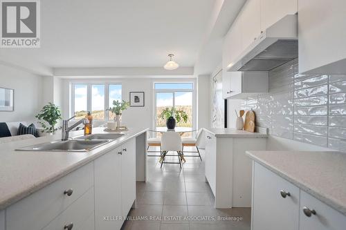 80 Selection Heights, Thorold, ON - Indoor Photo Showing Kitchen With Double Sink