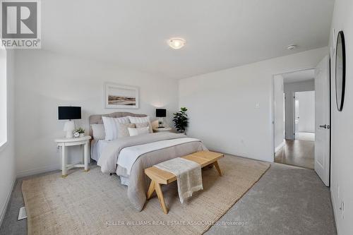 80 Selection Heights, Thorold, ON - Indoor Photo Showing Bedroom