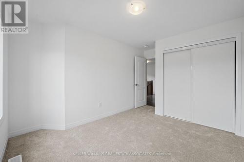 80 Selection Heights, Thorold, ON - Indoor Photo Showing Other Room