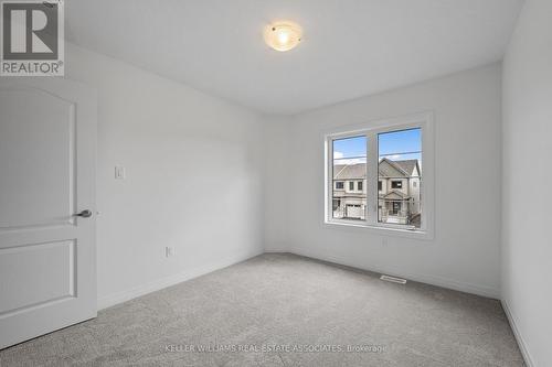 80 Selection Heights, Thorold, ON - Indoor Photo Showing Other Room