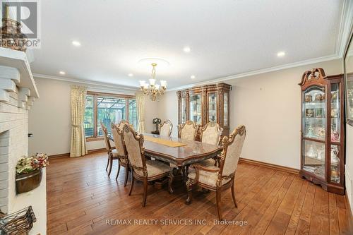 24 Rosegarden Drive, Brampton (Toronto Gore Rural Estate), ON - Indoor Photo Showing Dining Room