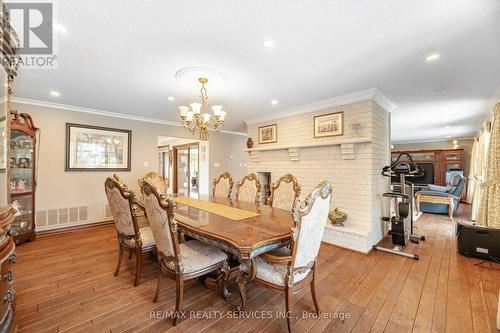 24 Rosegarden Drive, Brampton (Toronto Gore Rural Estate), ON - Indoor Photo Showing Dining Room