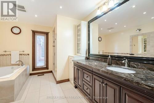 24 Rosegarden Drive, Brampton, ON - Indoor Photo Showing Bathroom