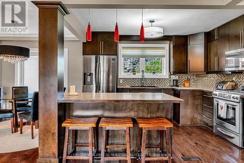 1371 Tansley Drive, Oakville, ON - Indoor Photo Showing Kitchen