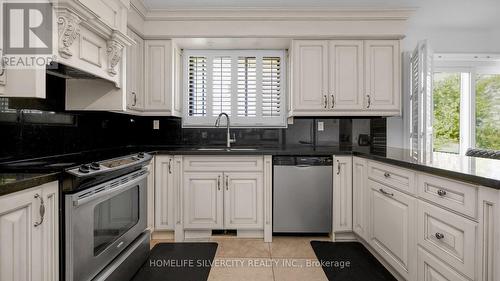 7236 Mayfield Road, Caledon, ON - Indoor Photo Showing Kitchen