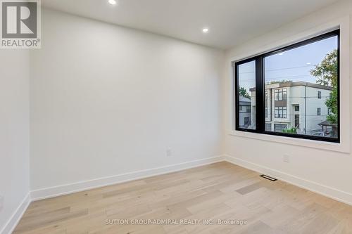 36 Maple Avenue, Mississauga, ON - Indoor Photo Showing Other Room