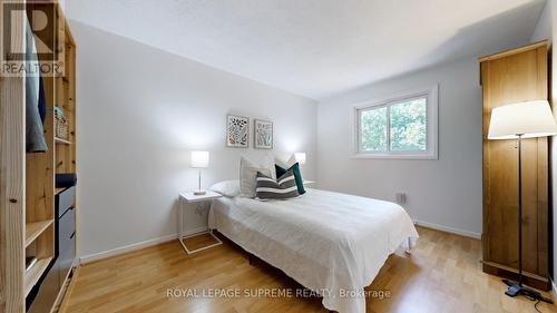 7275 Corrine Crescent, Mississauga, ON - Indoor Photo Showing Bedroom