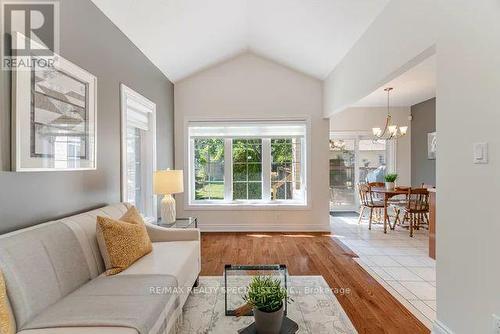 35 - 3 Tuscany Lane, Brampton (Sandringham-Wellington), ON - Indoor Photo Showing Living Room