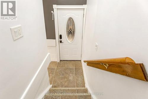 15 College Street, Toronto (Thistletown-Beaumonde Heights), ON - Indoor Photo Showing Other Room