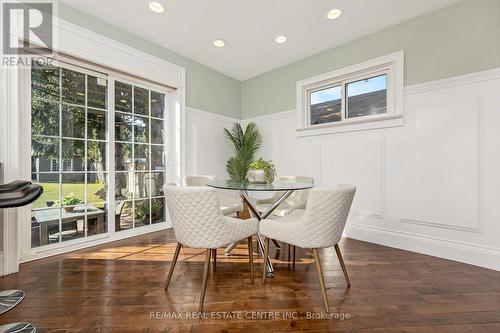 15 College Street, Toronto (Thistletown-Beaumonde Heights), ON - Indoor Photo Showing Dining Room