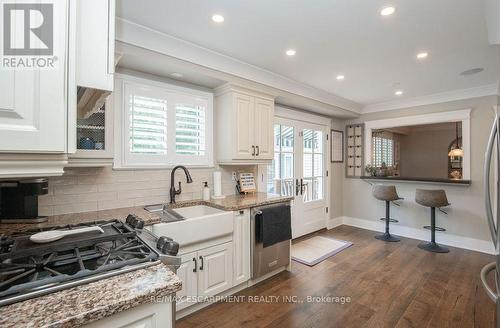 493 Wicklow Road, Burlington, ON - Indoor Photo Showing Kitchen With Upgraded Kitchen