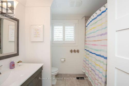 493 Wicklow Road, Burlington (Shoreacres), ON - Indoor Photo Showing Bathroom