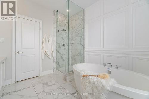 430 Wheat Boom Drive, Oakville, ON - Indoor Photo Showing Bathroom