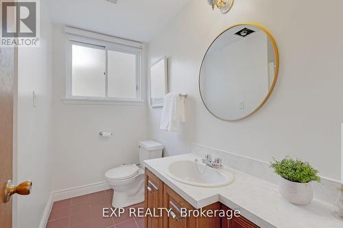 846 Mississauga Valley Boulevard, Mississauga, ON - Indoor Photo Showing Bathroom