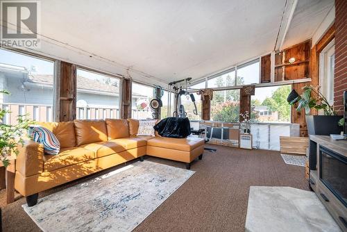 18 Claremount Road, Deep River, ON - Indoor Photo Showing Living Room With Fireplace