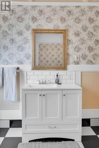 29 Bursthall Street, Marmora And Lake, ON - Indoor Photo Showing Bathroom