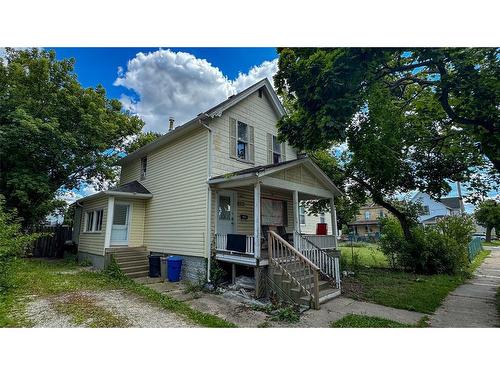 136 Brock Street North, Sarnia, ON 