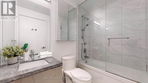 10 - 30 Ordnance Street, Toronto (Niagara), ON - Indoor Photo Showing Bathroom