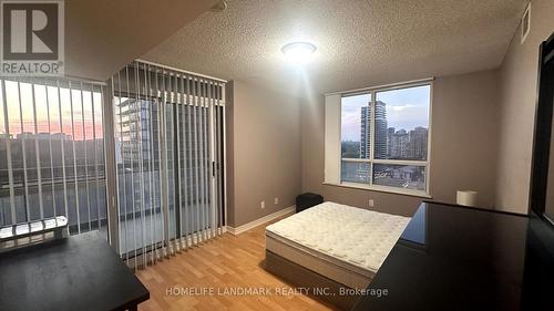 2112 - 18 Parkview Avenue, Toronto, ON - Indoor