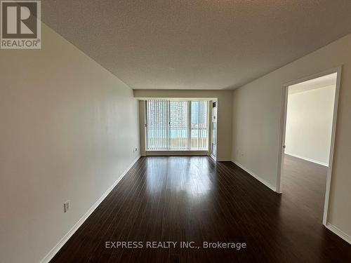 903 - 39 Pemberton Avenue, Toronto, ON - Indoor Photo Showing Other Room