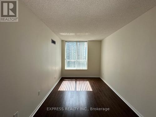 903 - 39 Pemberton Avenue, Toronto, ON - Indoor Photo Showing Other Room