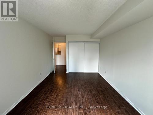 903 - 39 Pemberton Avenue, Toronto, ON - Indoor Photo Showing Other Room