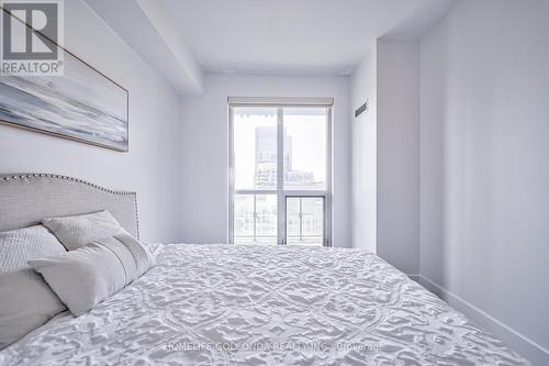 1913 - 300 Front Street W, Toronto (Waterfront Communities), ON - Indoor Photo Showing Bedroom