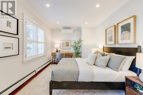 68 Willow Avenue, Toronto, ON - Indoor Photo Showing Bedroom