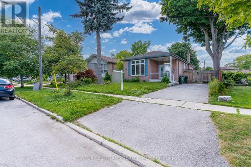 48 Rowallan Drive, Toronto (West Hill), ON - Outdoor