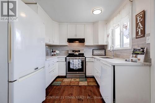 48 Rowallan Drive, Toronto (West Hill), ON - Indoor Photo Showing Kitchen