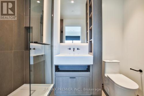 4404 - 55 Charles Street E, Toronto, ON - Indoor Photo Showing Bathroom