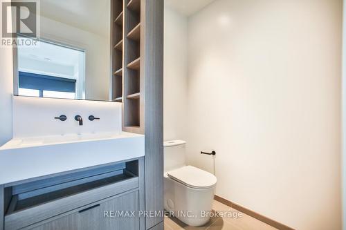 4404 - 55 Charles Street E, Toronto, ON - Indoor Photo Showing Bathroom