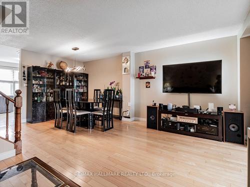 4 - 1660 John Street, Markham (Bayview Fairway-Bayview Country Club Estates), ON - Indoor