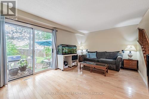 4 - 1660 John Street, Markham, ON - Indoor Photo Showing Living Room