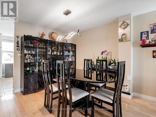 4 - 1660 John Street, Markham (Bayview Fairway-Bayview Country Club Estates), ON - Indoor Photo Showing Dining Room