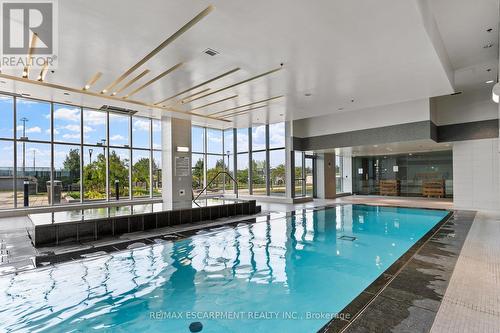 1304 - 2087 Fairview Street, Burlington (Freeman), ON - Indoor Photo Showing Other Room With In Ground Pool