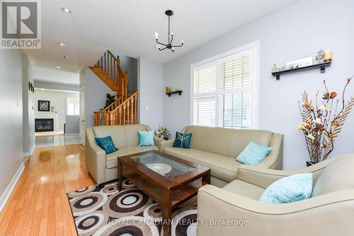 53 Everingham Circle, Brampton (Sandringham-Wellington), ON - Indoor Photo Showing Living Room