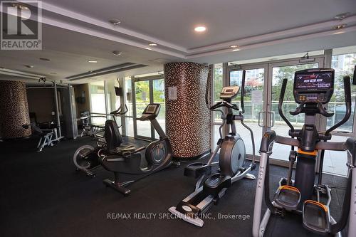 1705 - 220 Burnhamthorpe Road, Mississauga (City Centre), ON - Indoor Photo Showing Gym Room