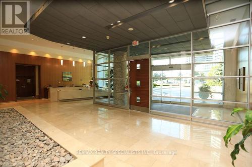 1705 - 220 Burnhamthorpe Road, Mississauga (City Centre), ON - Indoor