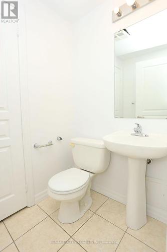 1705 - 220 Burnhamthorpe Road, Mississauga, ON - Indoor Photo Showing Bathroom