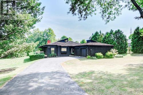 380 Parkside Drive, Hamilton (Waterdown), ON - Outdoor