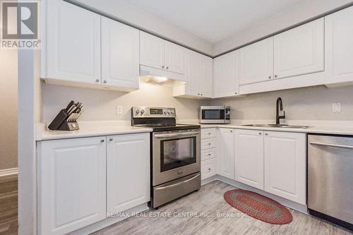 103 - 245 Queen Street W, Centre Wellington, ON - Indoor Photo Showing Kitchen